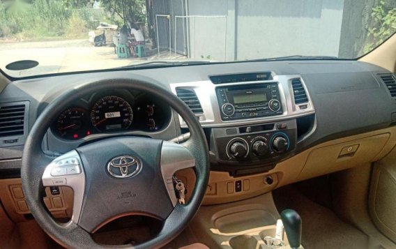 Selling 2nd Hand Toyota Hilux 2014 in Santa Rosa-3
