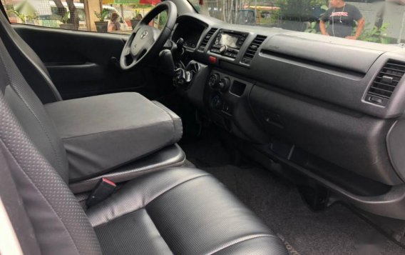 Toyota Hiace 2015 Manual Diesel for sale in Pasig-5