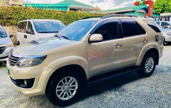 2013 Toyota Fortuner for sale in Manila-1