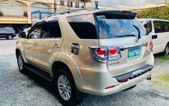 2013 Toyota Fortuner for sale in Manila-4