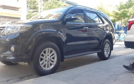 Selling 2nd Hand Toyota Fortuner 2013 in Makati-1