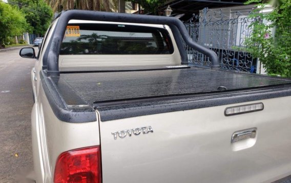 Toyota Hilux 2015 Automatic Diesel for sale in Pasig-2