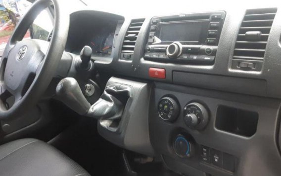 Toyota Hiace 2016 Manual Diesel for sale in Quezon City-5