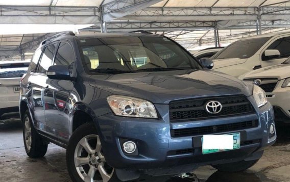 2nd Hand Toyota Rav4 2010 Automatic Gasoline for sale in Makati-1