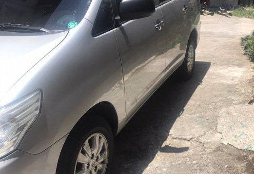 2nd Hand Toyota Innova 2013 at 70000 km for sale in Manila-4