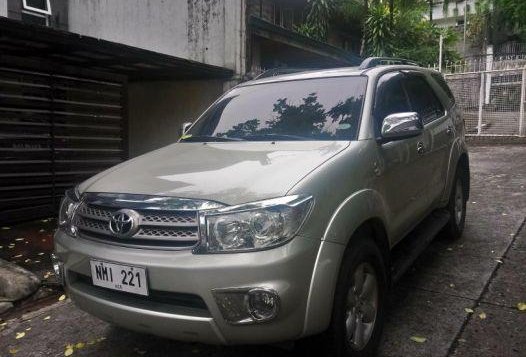 Selling 2nd Hand Toyota Fortuner 2009 in Marikina