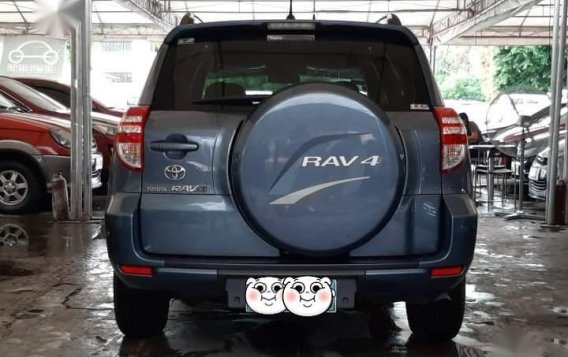 2nd Hand Toyota Rav4 2010 for sale in Manila-4