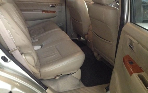 Selling Toyota Fortuner 2009 Automatic Gasoline in San Juan-7