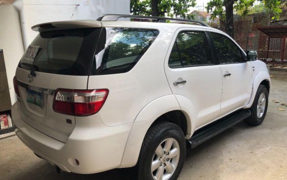 Selling Toyota Fortuner 2010 Automatic Diesel in Antipolo-3