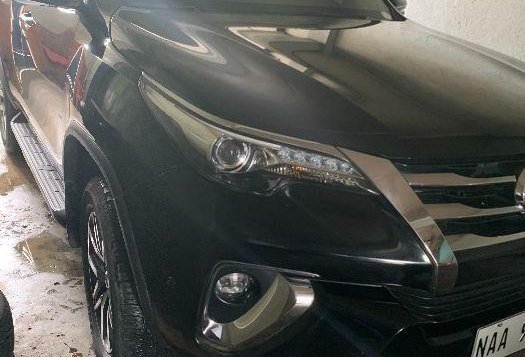 2nd Hand Toyota Fortuner 2018 at 17000 km for sale-3