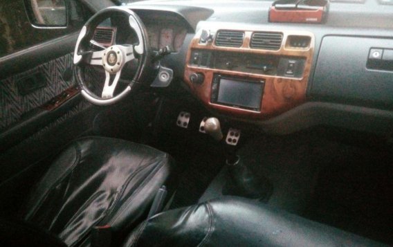 2nd Hand Toyota Revo 2002 for sale in Muntinlupa-1