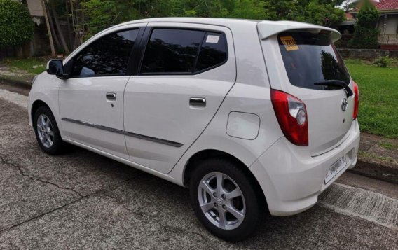 Selling 2nd Hand Toyota Wigo 2017 in Manila-7