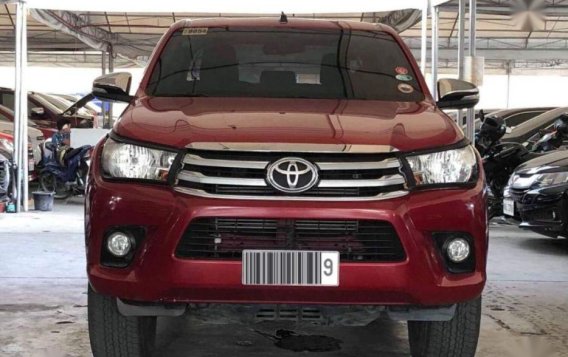 Selling 2nd Hand Toyota Hilux 2016 in Makati