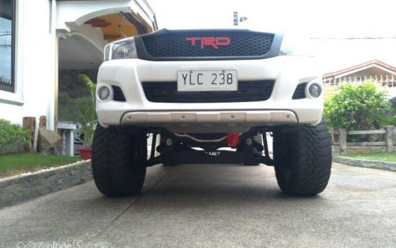 2012 Toyota Hilux for sale in Talisay-4