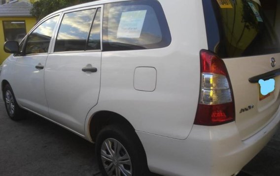 White Toyota Innova 2014 Manual Diesel for sale in Pasay-2