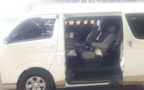 White Toyota Hiace 2013 for sale in Alaminos-4