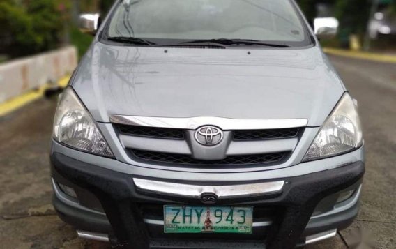 Selling Toyota Innova 2007 at 90000 km in Las Piñas