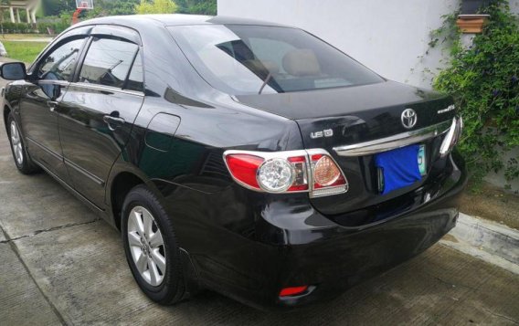 Selling 2nd Hand Toyota Altis 2011 in Lipa-1