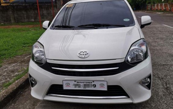 Selling 2nd Hand Toyota Wigo 2017 in Manila-1