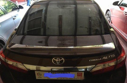 Brown Toyota Corolla Altis 2016 Automatic Gasoline for sale in Quezon City-3