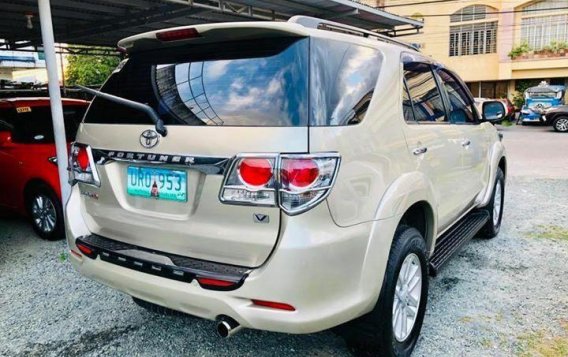 2013 Toyota Fortuner for sale in Manila-3