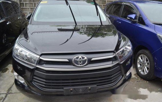 Black Toyota Innova 2017 at 1900 km for sale-2