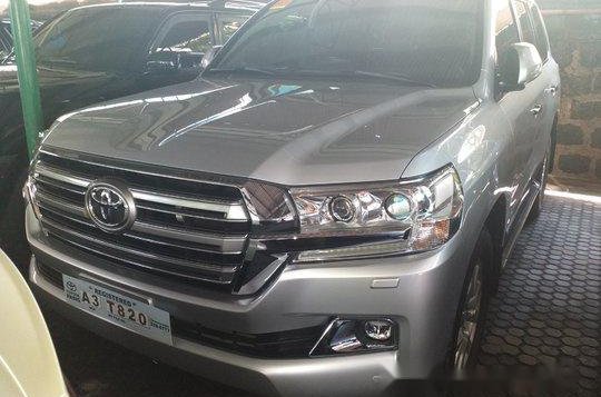 Toyota Land Cruiser 2018 Automatic Diesel for sale in Manila