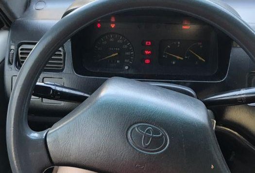 2nd Hand Toyota Revo 2004 Manual Diesel for sale in Quezon City-4