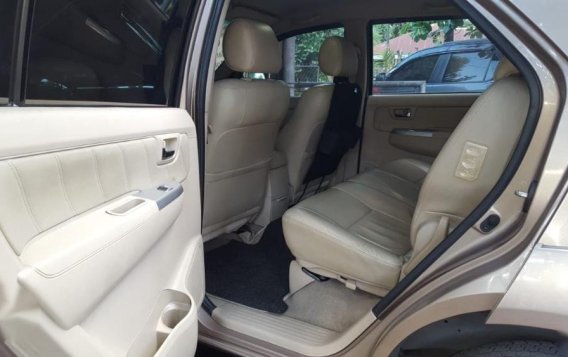 Toyota Fortuner 2008 Automatic Diesel for sale in Quezon City-3