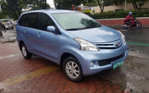 Selling Toyota Avanza 2013 Automatic Gasoline in Quezon City