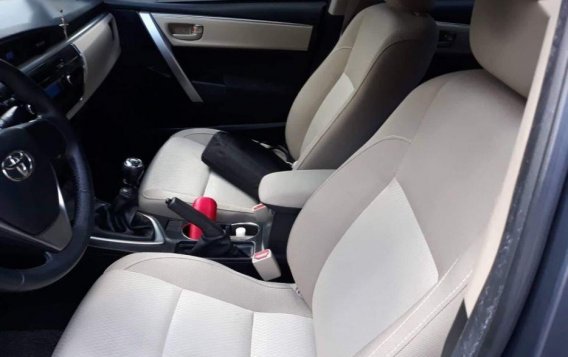 2015 Toyota Corolla Altis for sale in Manila-4