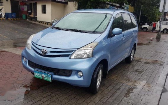 Selling Toyota Avanza 2013 Automatic Gasoline in Quezon City-1