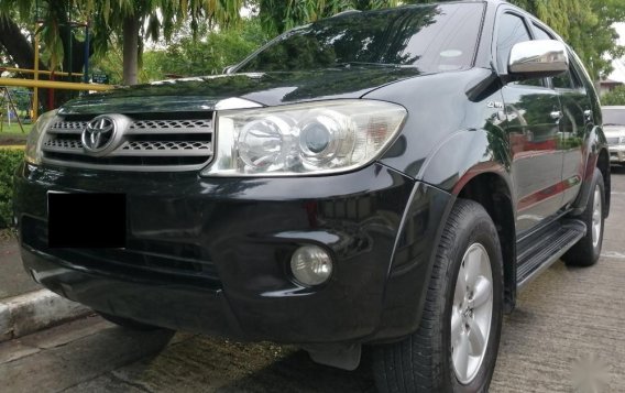 2nd Hand Toyota Fortuner 2010 at 60000 km for sale