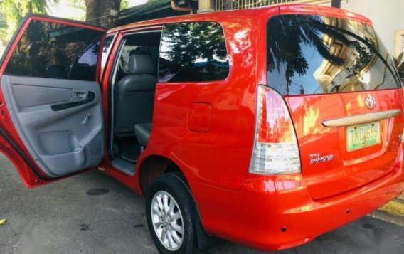 Selling Toyota Innova 2011 Manual Gasoline in Quezon City-3