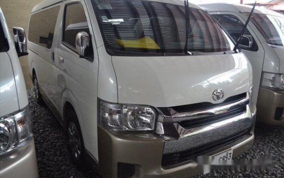 Selling White Toyota Hiace 2015 Manual Diesel at 22000 km in Manila-1