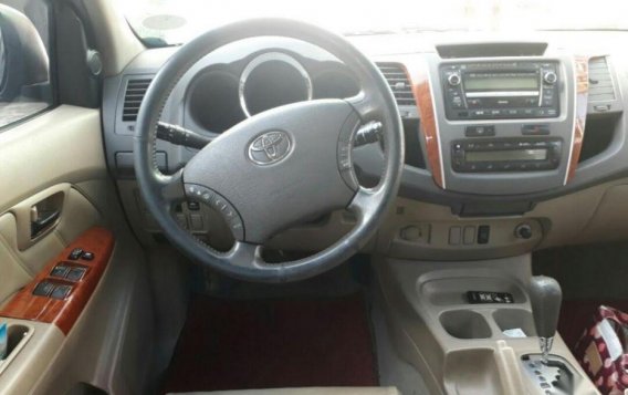 2nd Hand Toyota Fortuner 2010 Automatic Diesel for sale in Manila-2
