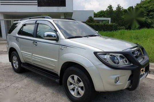 Brand New Toyota Fortuner 2005 for sale in Manila-1