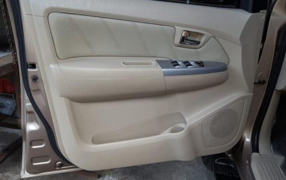 Toyota Fortuner 2008 Automatic Diesel for sale in Quezon City-2