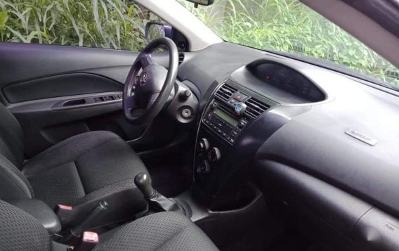 Selling 2nd Hand Toyota Vios 2010 in Laur-3