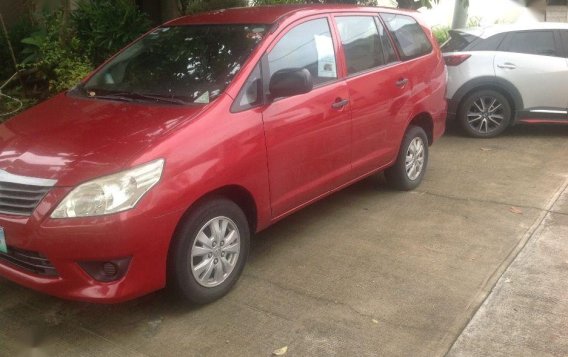 Selling 2nd Hand Toyota Innova 2012 Van in Santa Rosa-1