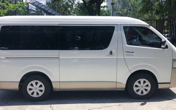 2nd Hand Toyota Hiace 2016 Automatic Diesel for sale in Pasig-8
