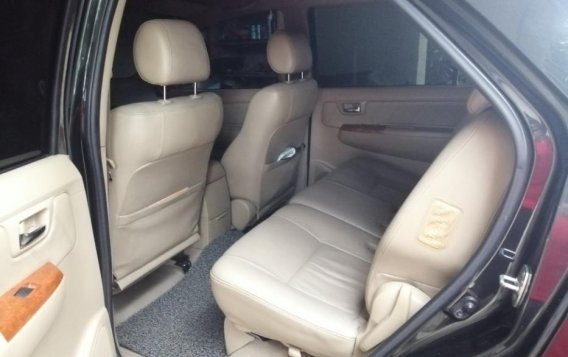 2nd Hand Toyota Fortuner 2010 at 60000 km for sale-9