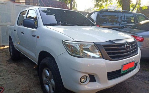 Selling 2nd Hand Toyota Hilux 2012 in Quezon City-3