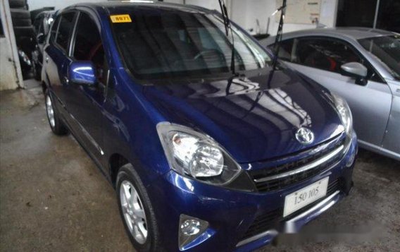 Blue Toyota Wigo 2017 at 8000 km for sale 