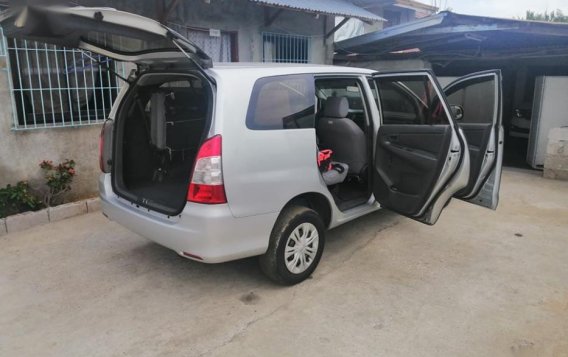 Selling Toyota Innova 2014 Manual Diesel in Paombong-6