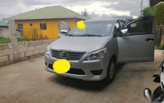 Selling Toyota Innova 2014 Manual Diesel in Paombong-5