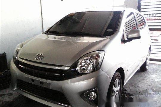 Selling Toyota Wigo 2016 Manual Gasoline -2