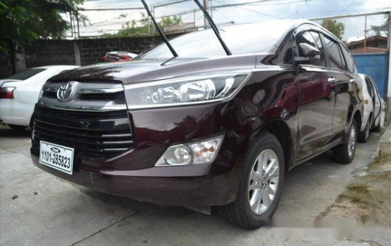 Sell Red 2017 Toyota Innova Manual Diesel at 10000 km-1