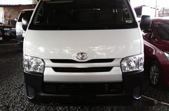 White Toyota Hiace 2017 at 8000 km for sale-1