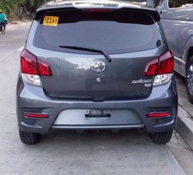 Gray Toyota Wigo 2019 at 10000 km for sale-2